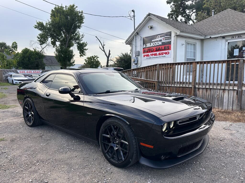 2019 DODGE Challenger