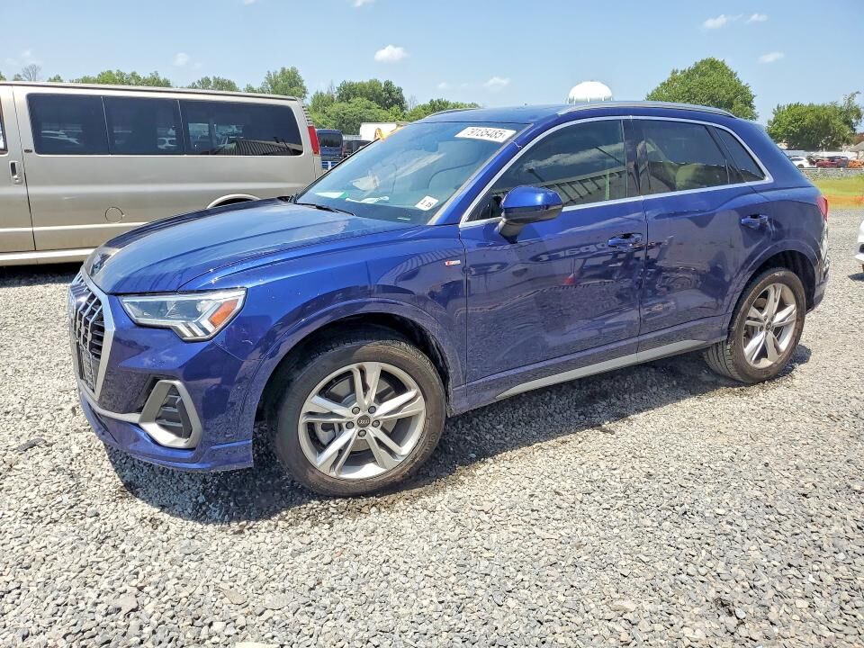 2023 AUDI Q3