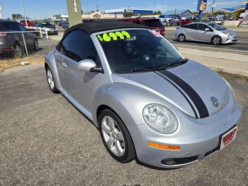 2006 VOLKSWAGEN Beetle