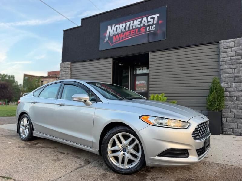 2016 FORD Fusion