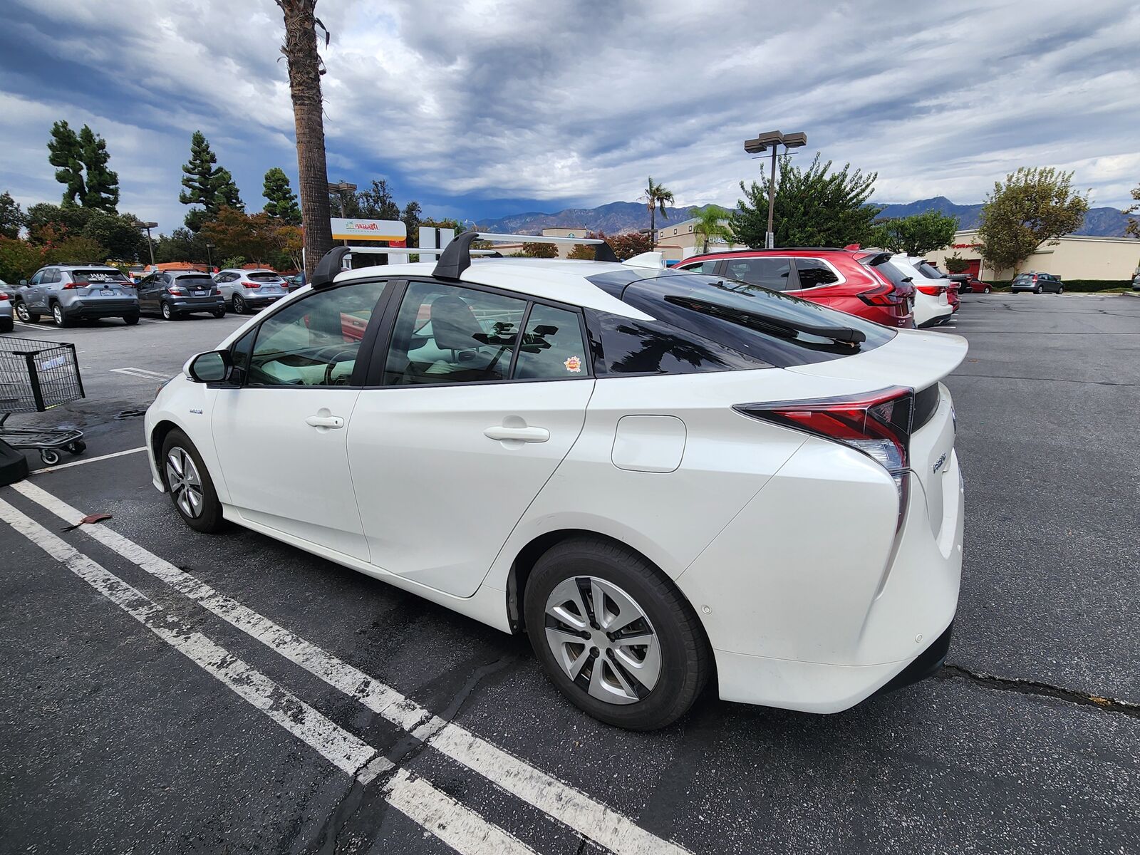 2018 TOYOTA PRIUS