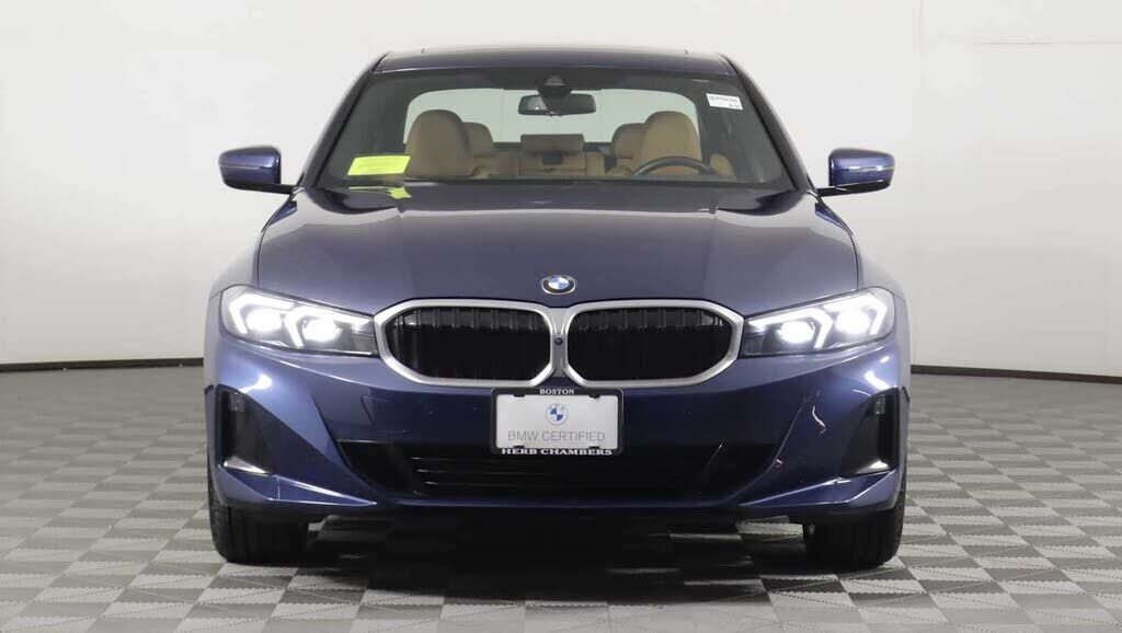 2023 BMW 330i