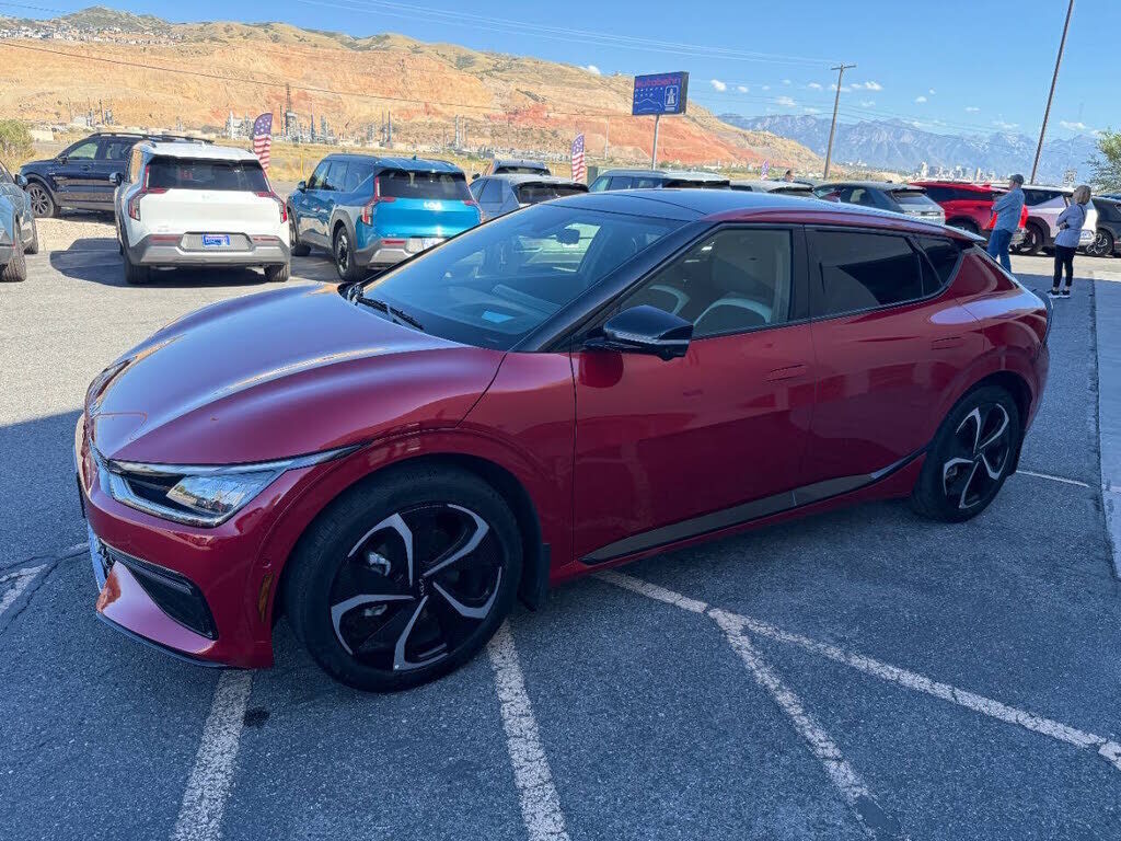2023 KIA EV6