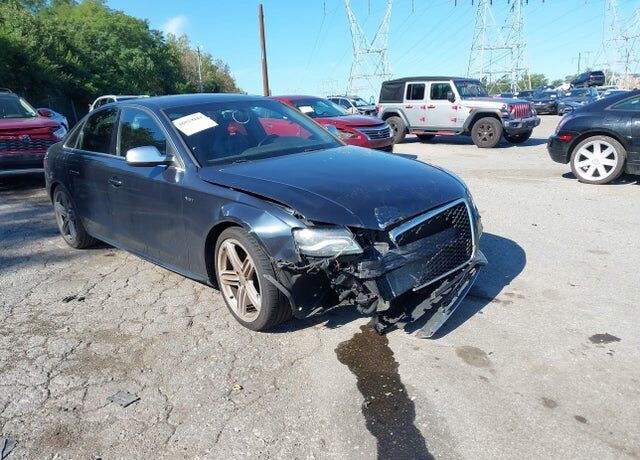 2012 AUDI S4