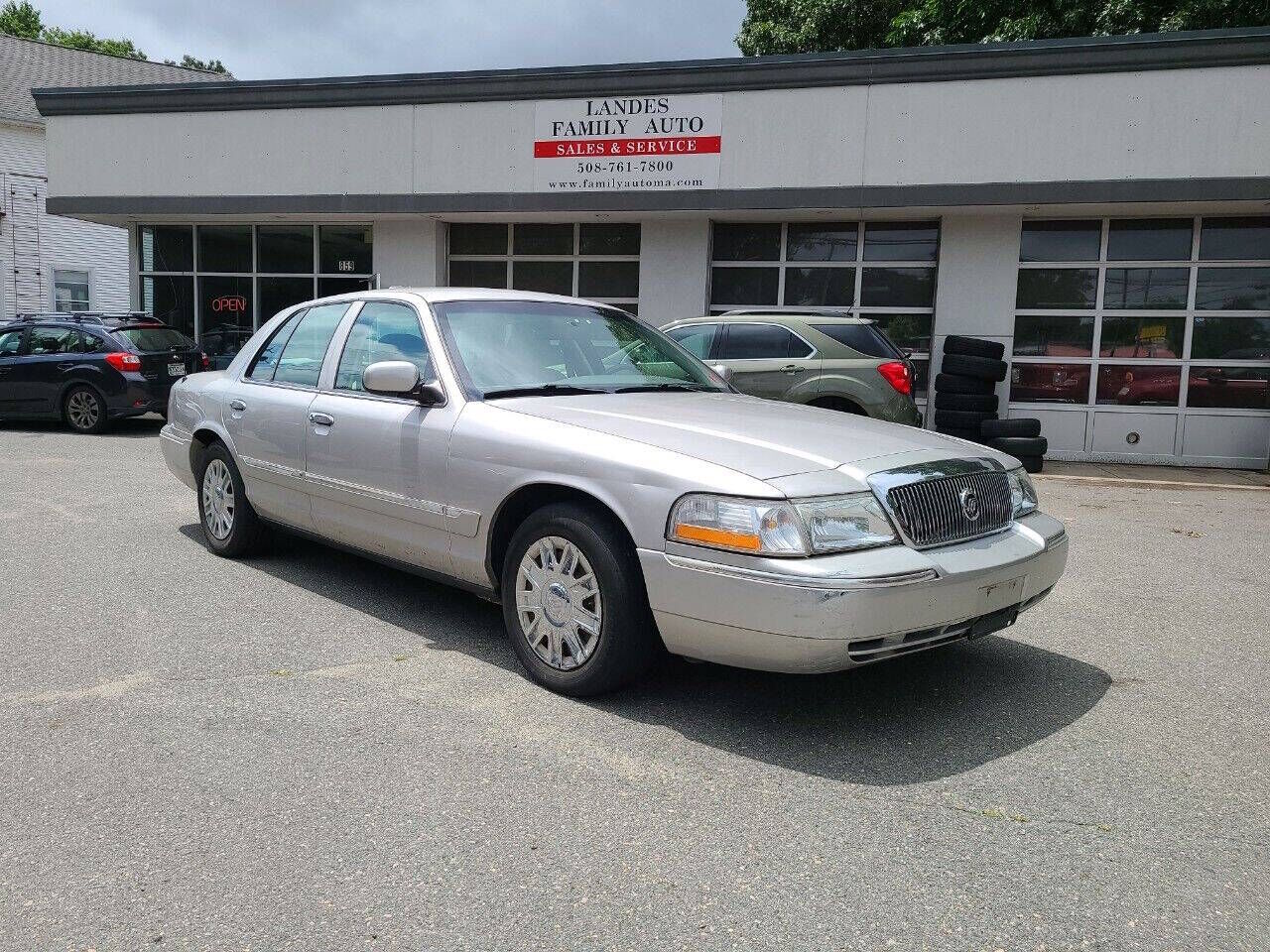 2005 MERCURY Grand Marquis