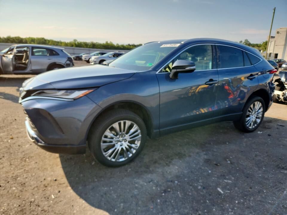 2022 TOYOTA Venza