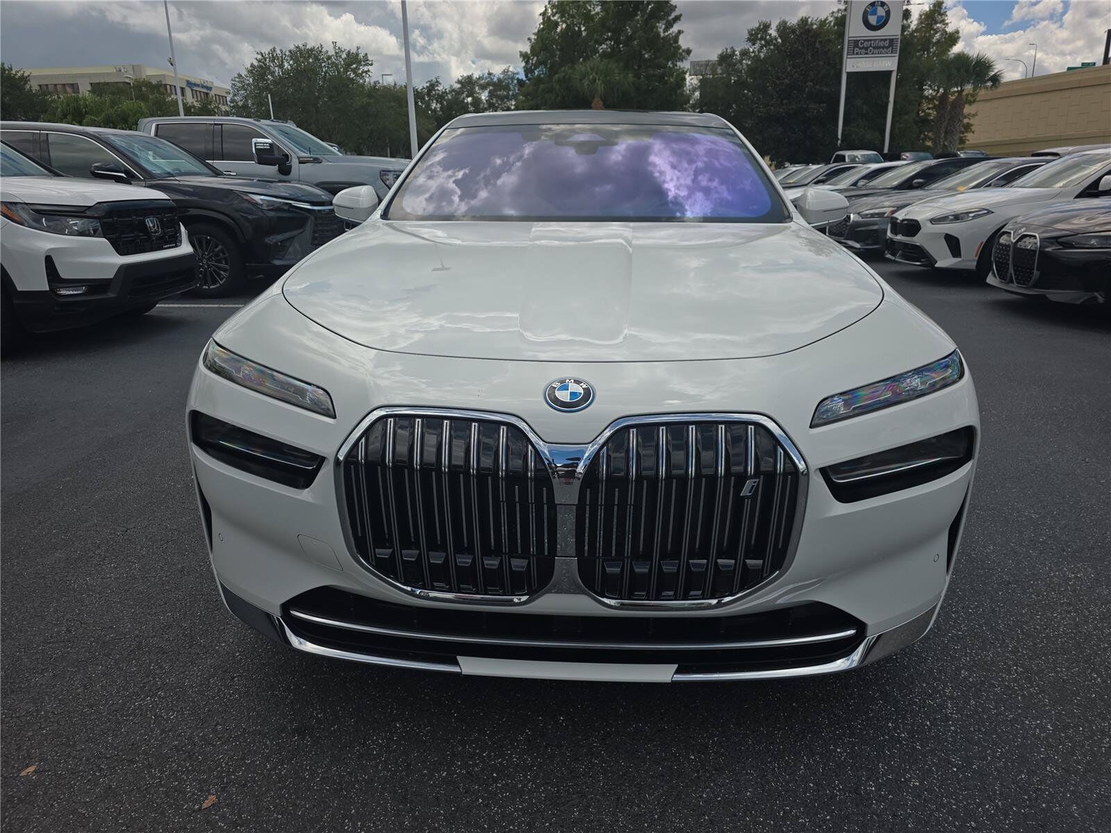 2023 BMW i7