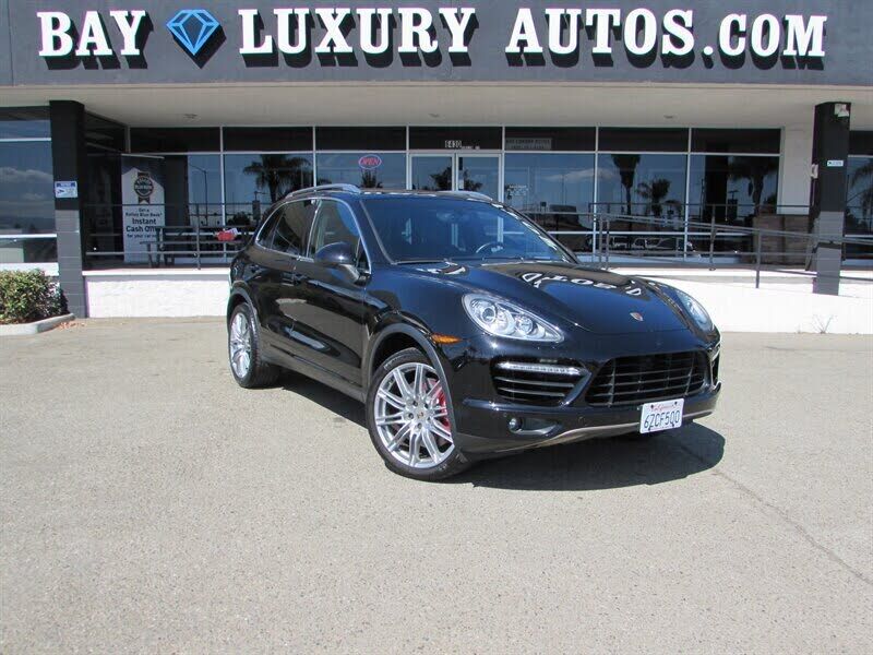 2013 PORSCHE Cayenne