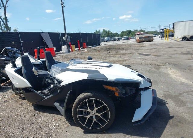 2019 SLINGSHOT Slingshot Premium