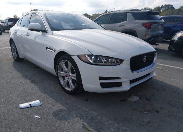 2017 JAGUAR XE