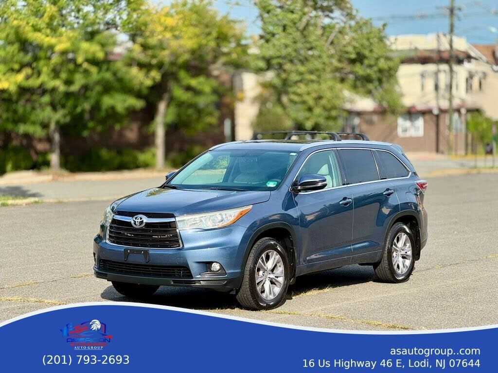 2015 TOYOTA Highlander