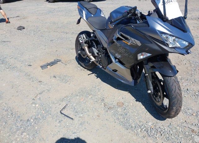 2023 KAWASAKI Ninja