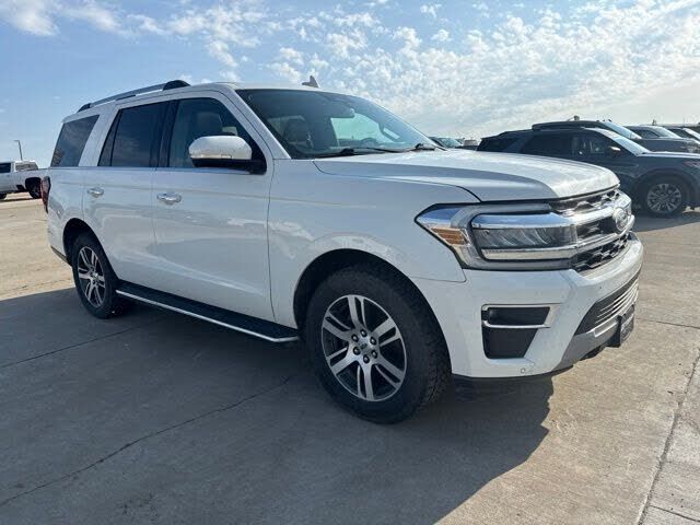 2022 FORD Expedition