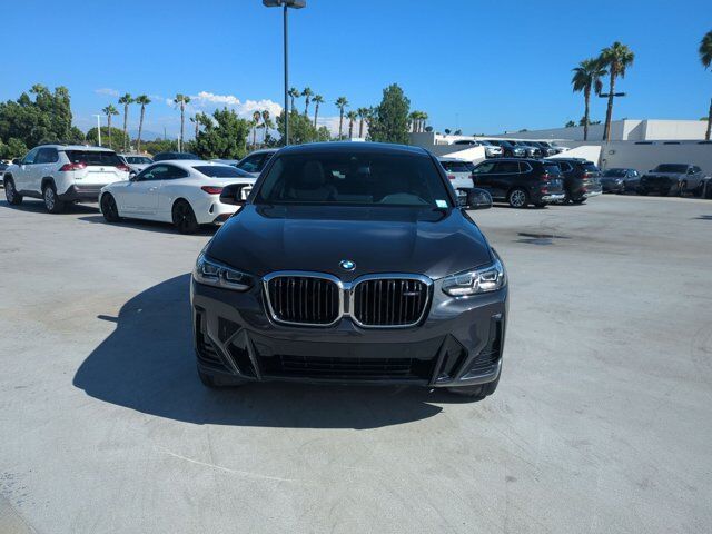 2022 BMW X4