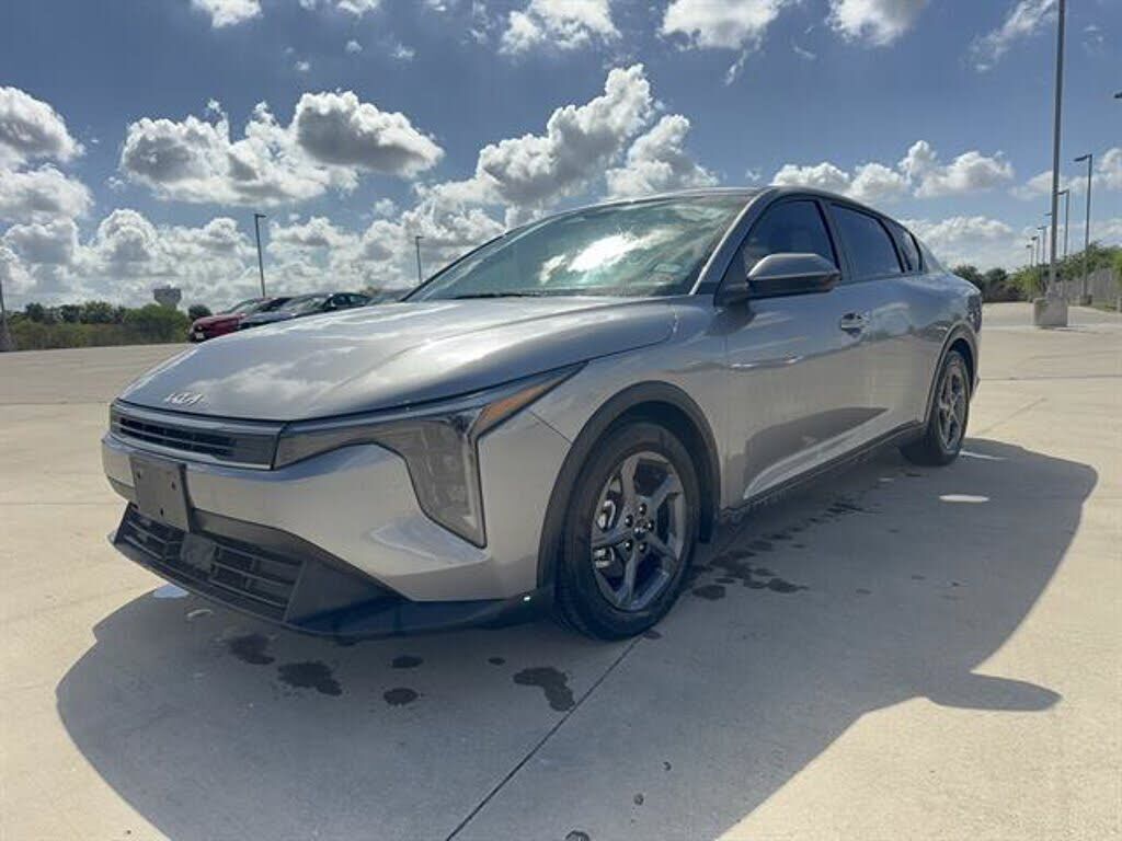 2025 KIA K4