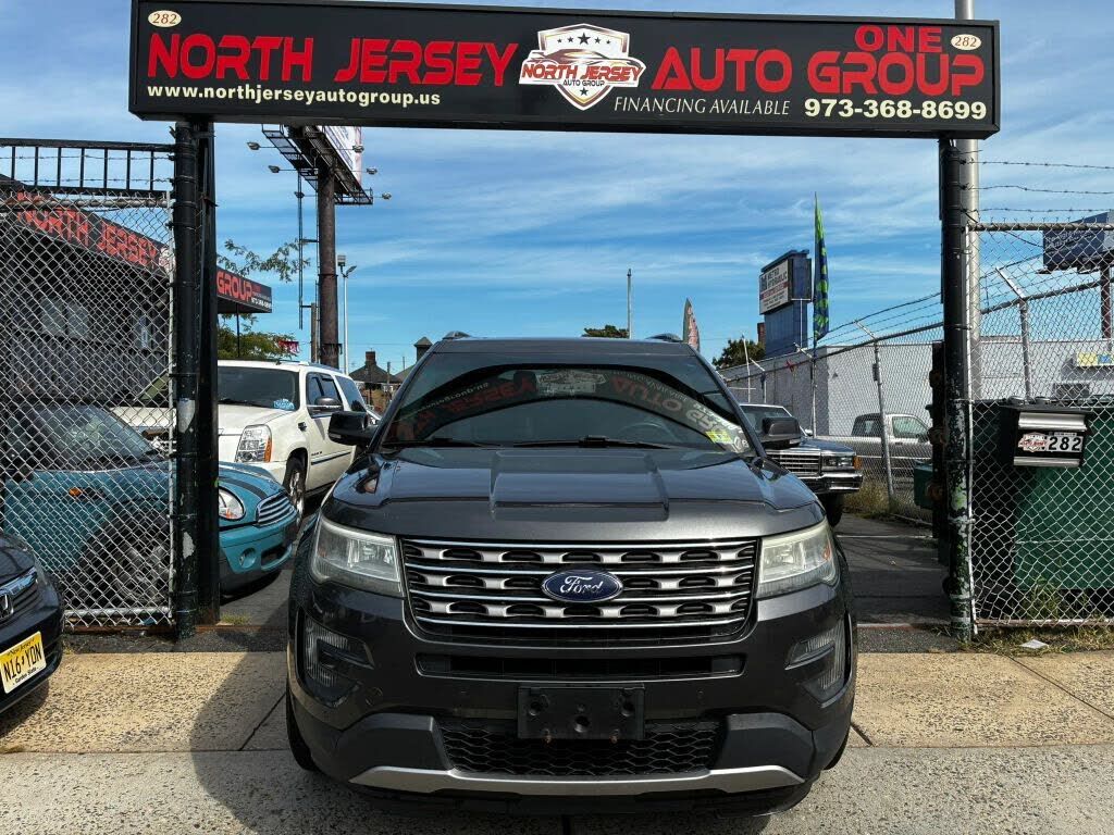 2016 FORD Explorer