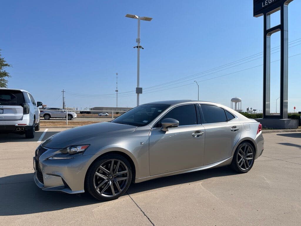 2016 LEXUS IS