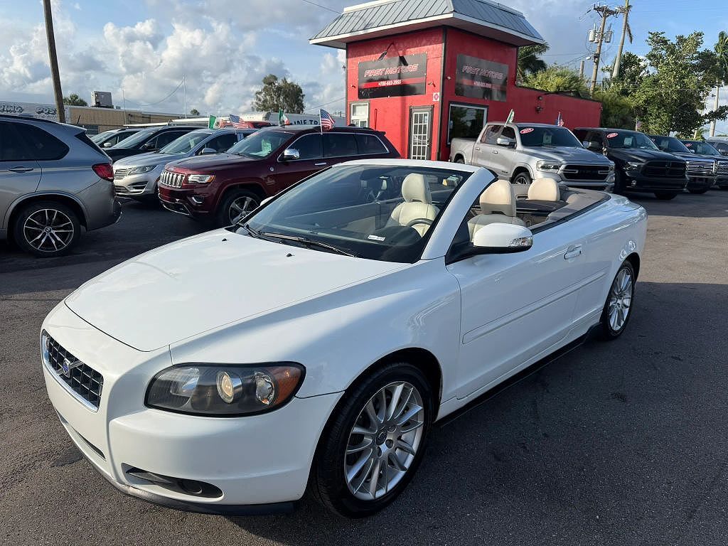 2009 VOLVO C70