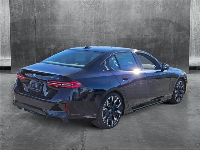 2025 BMW i5
