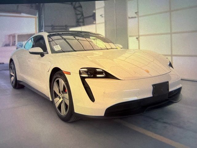 2020 PORSCHE Taycan