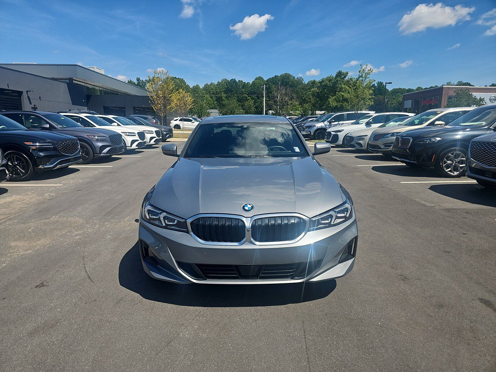 2025 BMW 330i