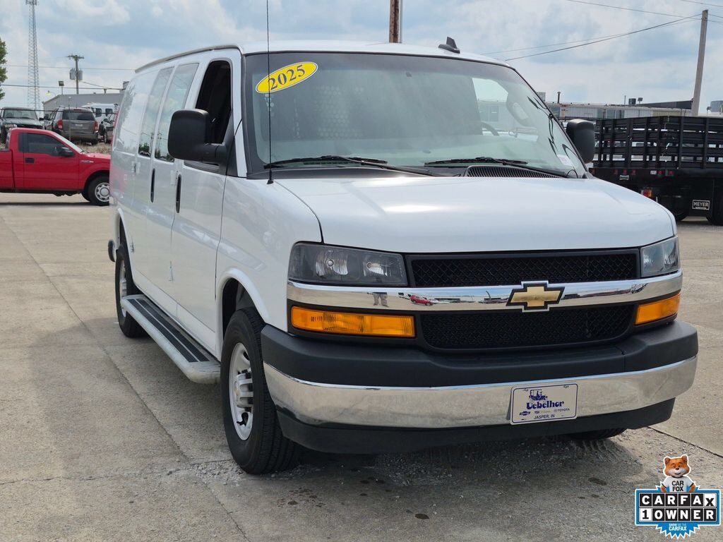 2025 CHEVROLET Express
