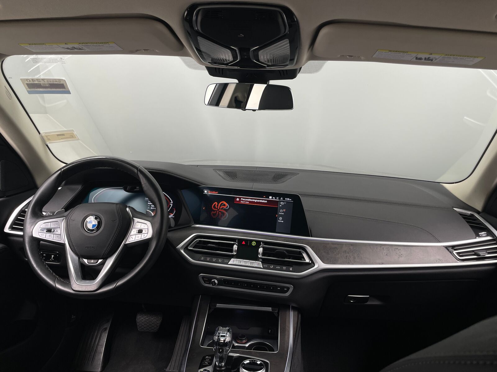 2022 BMW X7