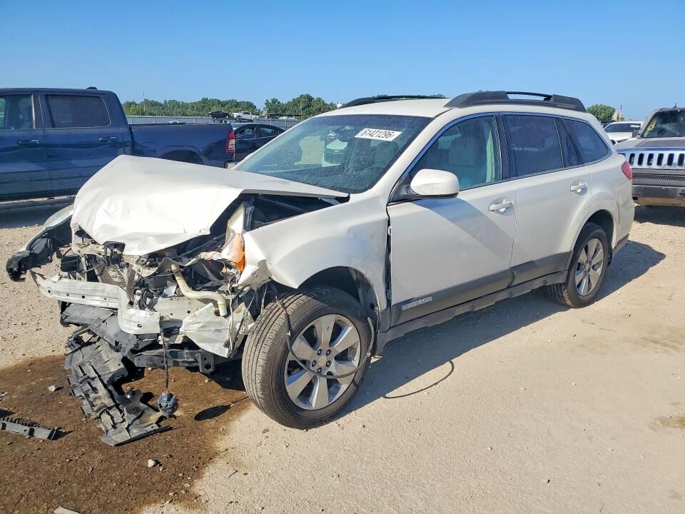 2011 SUBARU Outback