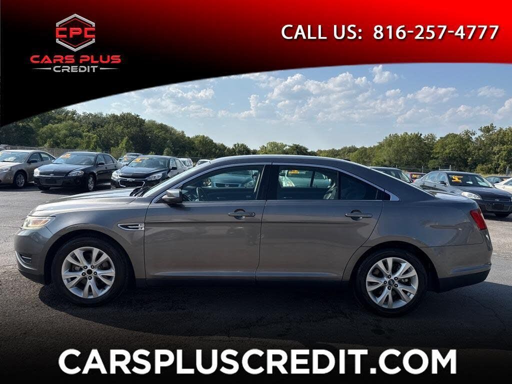 2012 FORD Taurus