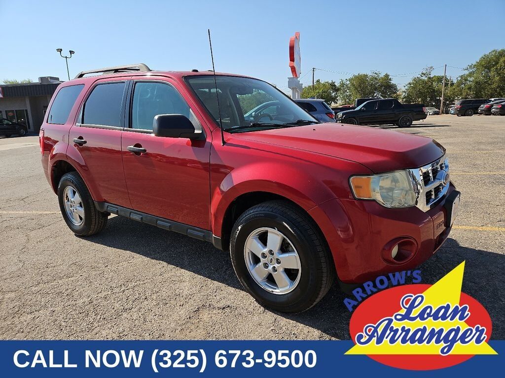 2011 FORD Escape