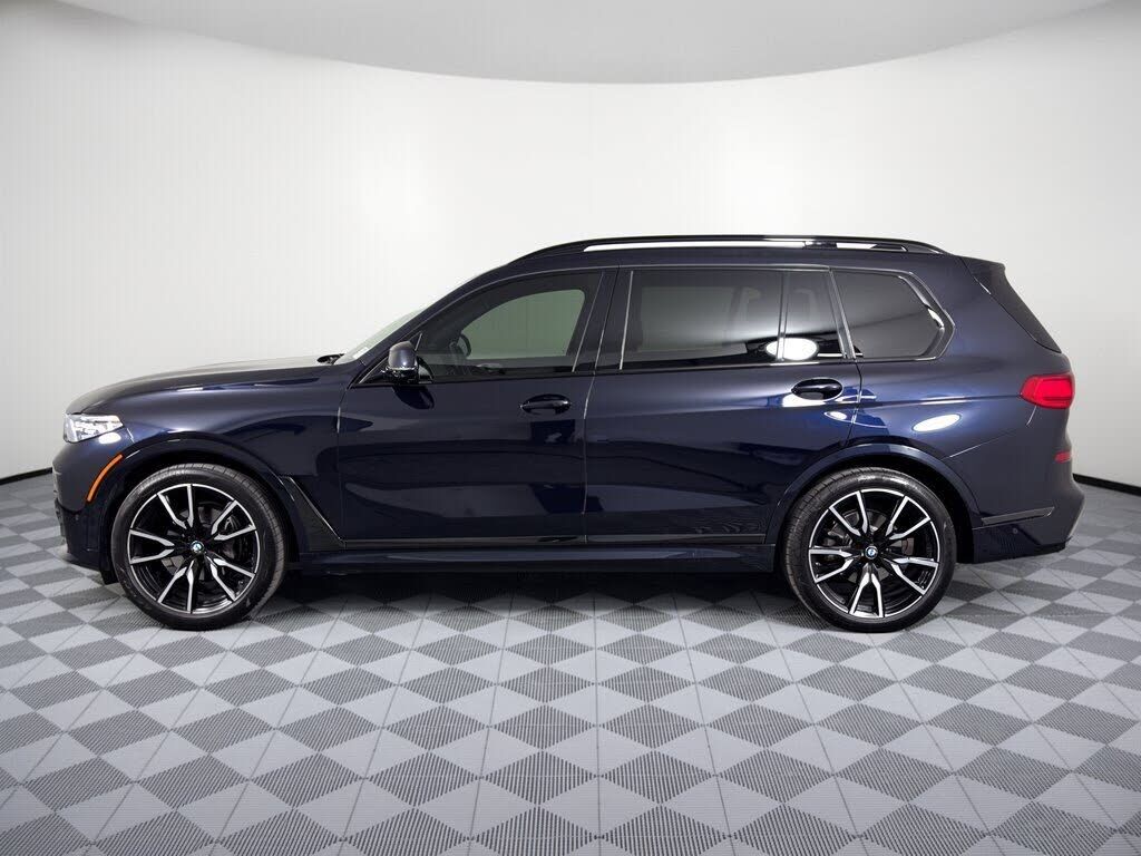 2021 BMW X7