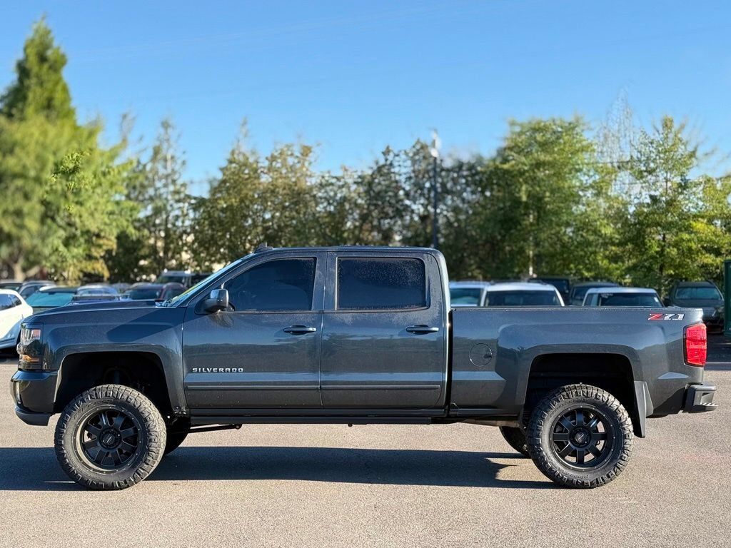 2018 CHEVROLET Silverado