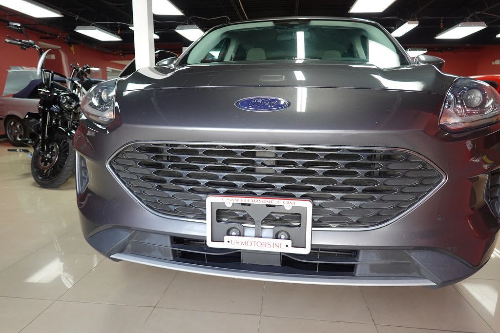 2021 FORD Escape