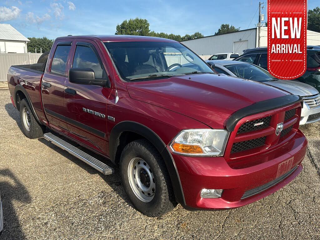 2012 DODGE Ram