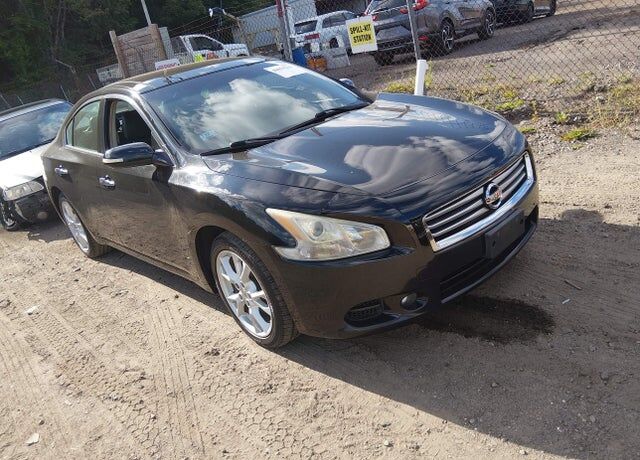 2014 NISSAN Maxima