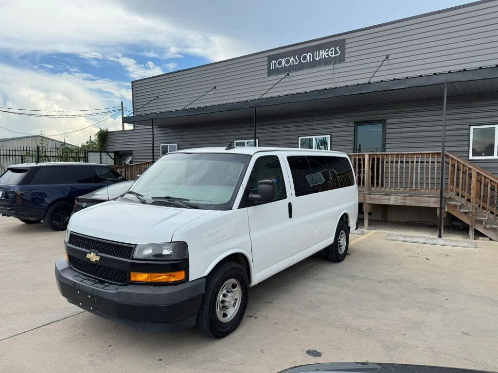 2019 CHEVROLET Express