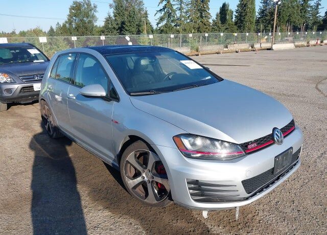 2017 VOLKSWAGEN Golf GTI