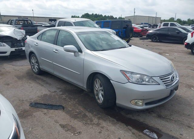 2011 LEXUS ES