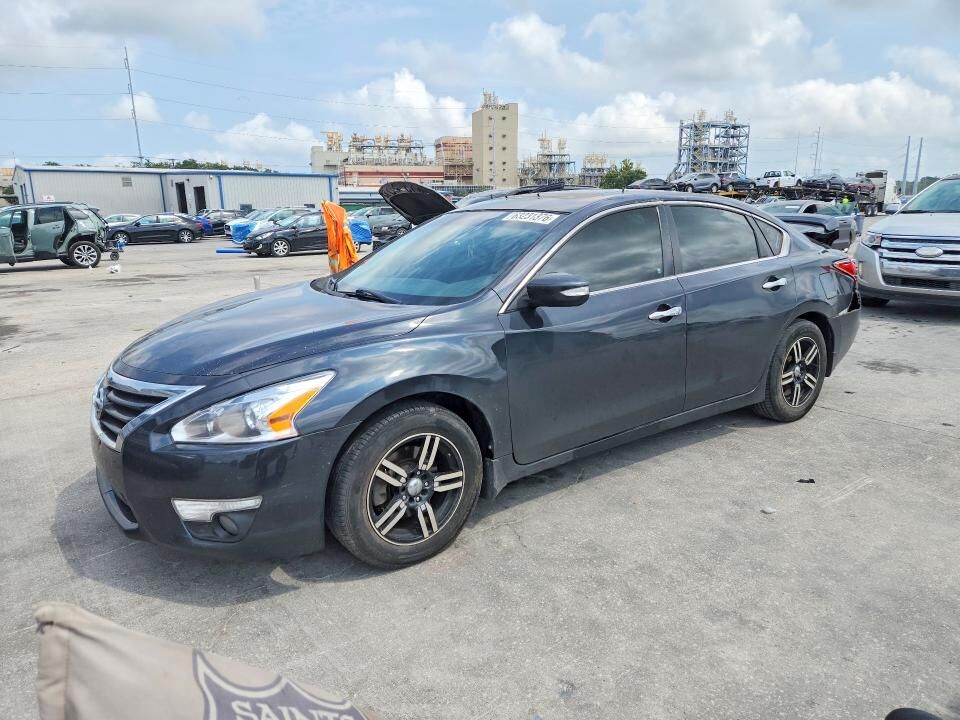 2015 NISSAN Altima