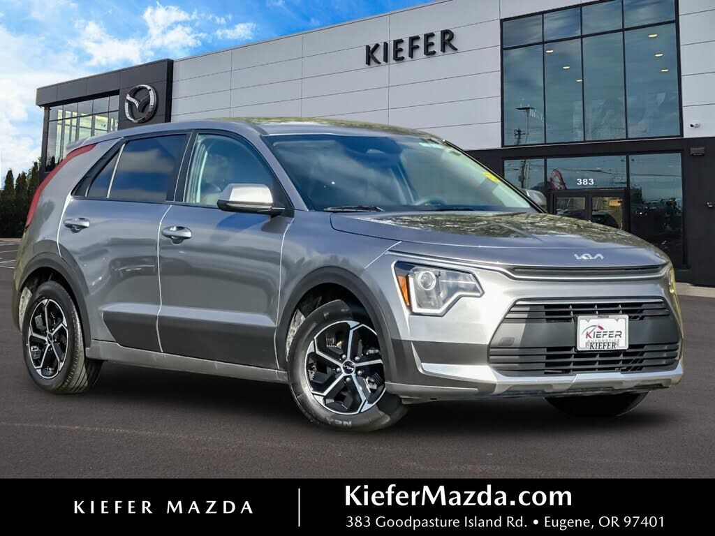 2025 KIA Niro