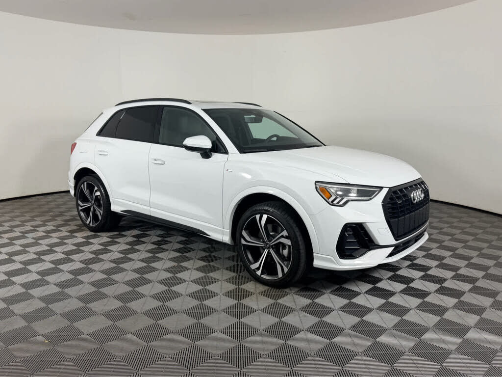 2024 AUDI Q3