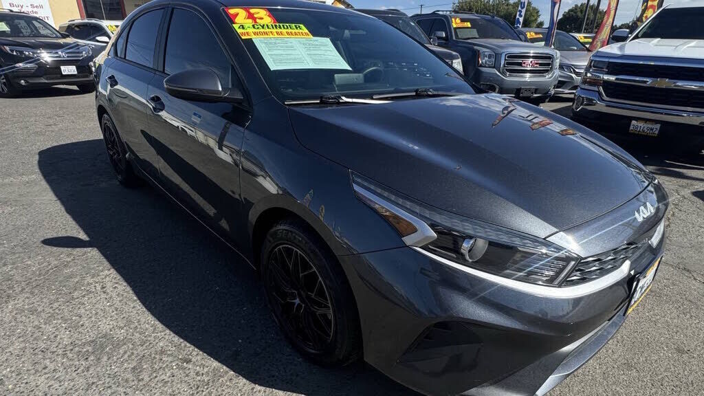 2023 KIA Forte