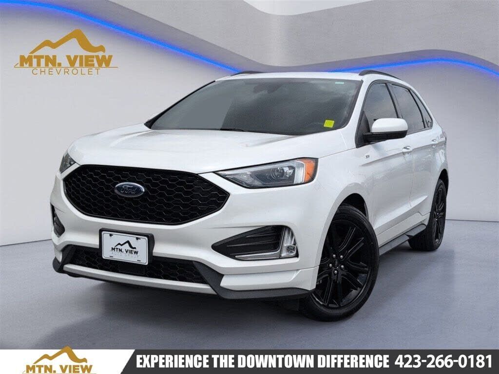 2023 FORD Edge