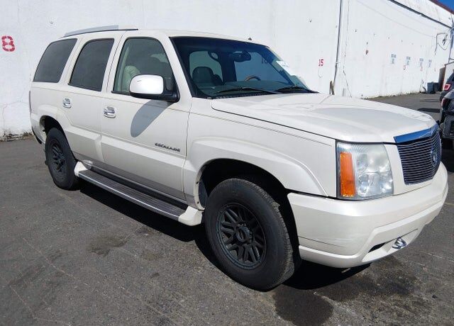 2002 CADILLAC Escalade