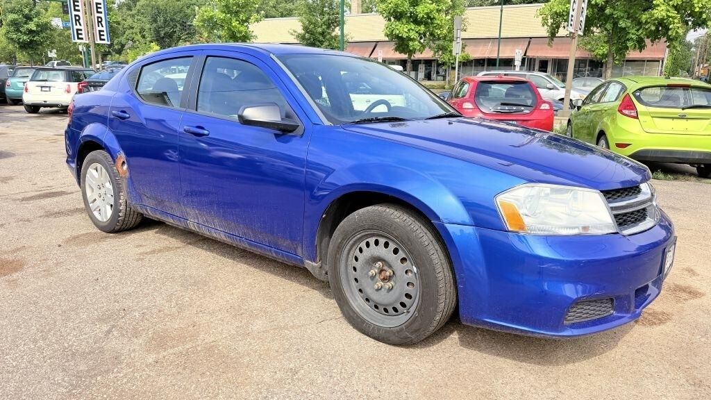 2014 DODGE Avenger