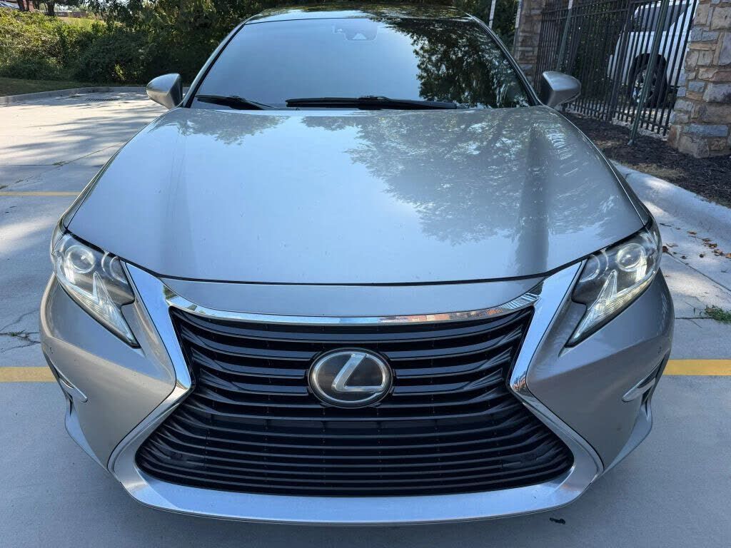 2017 Lexus ES