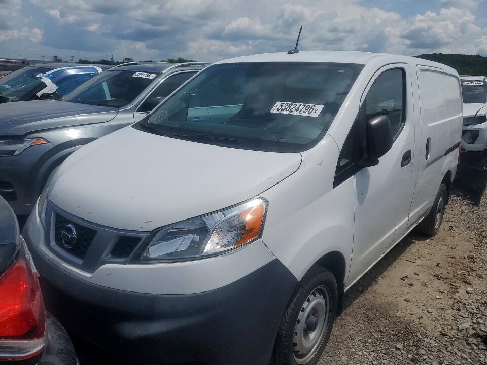 2015 NISSAN NV200
