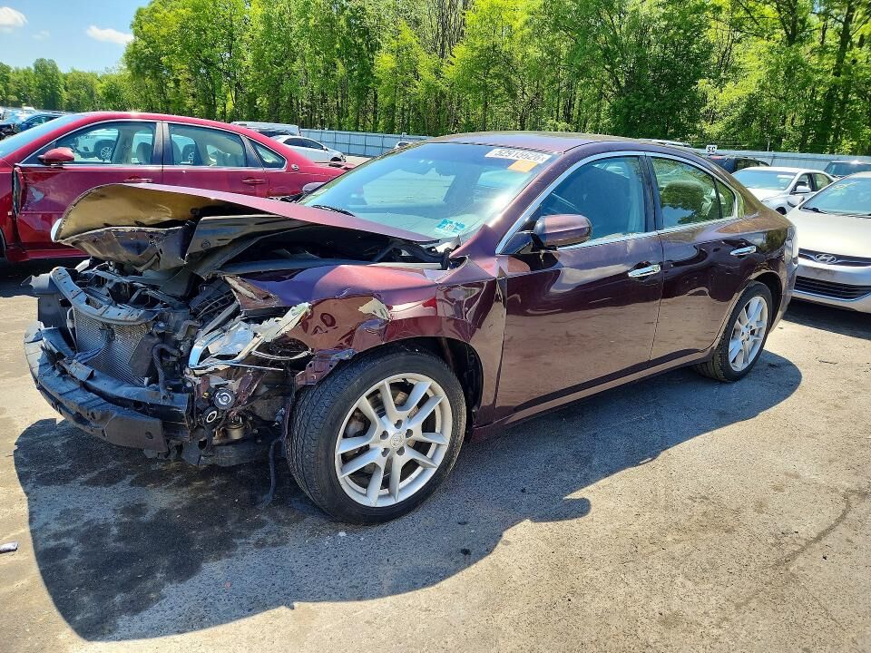 2014 NISSAN Maxima