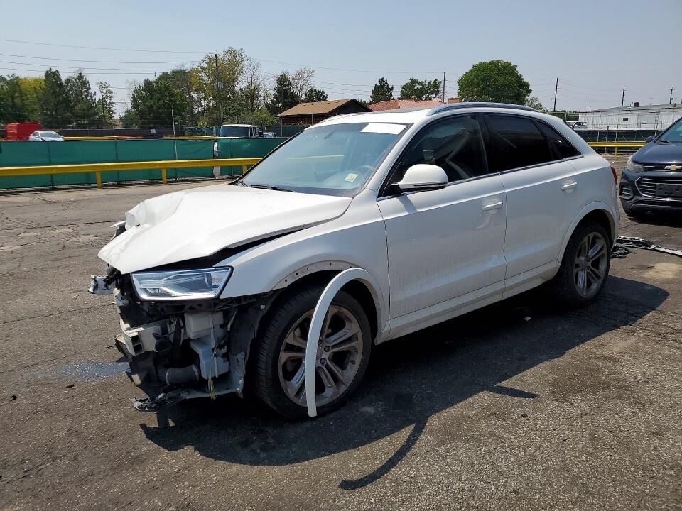 2016 AUDI Q3