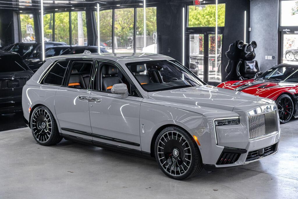 2027 ROLLS-ROYCE Cullinan